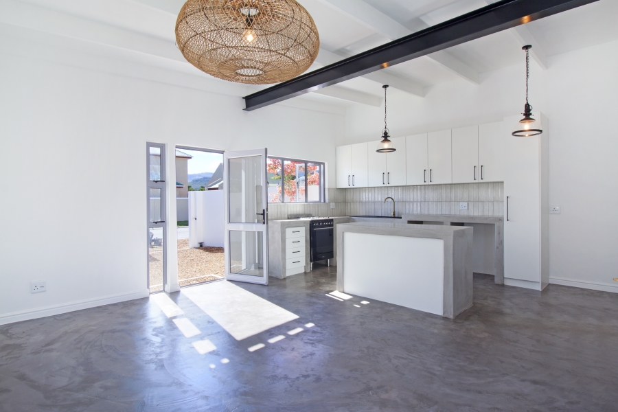 3 Bedroom Property for Sale in Milkwood Park Western Cape